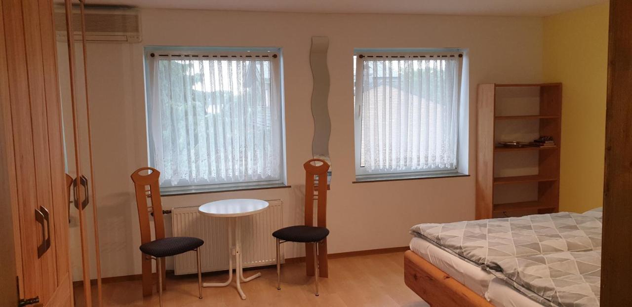 Gaestezimmer Junglas Bornheim  Luaran gambar
