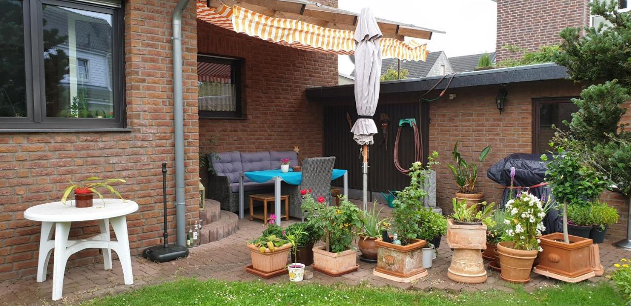 Gaestezimmer Junglas Bornheim  Luaran gambar